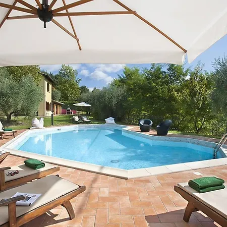 Casale Degli Ulivi 12 By Marche Villa