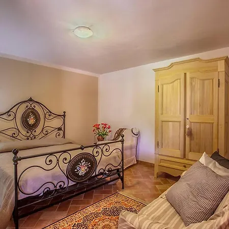 Casale Degli Ulivi 12 By Marche Villa *