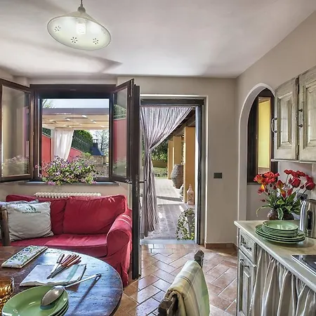 Casale Degli Ulivi 12 By Marche Villa Acqualagna
